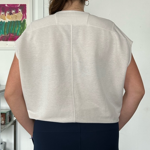 Lululemon Women's Work Blouse - Picture 2 of 2